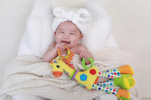 渠县宝宝为什么会吐奶 渠县宝宝为什么会吐奶